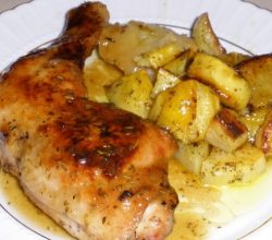 pollo relleno cubiero de manzana